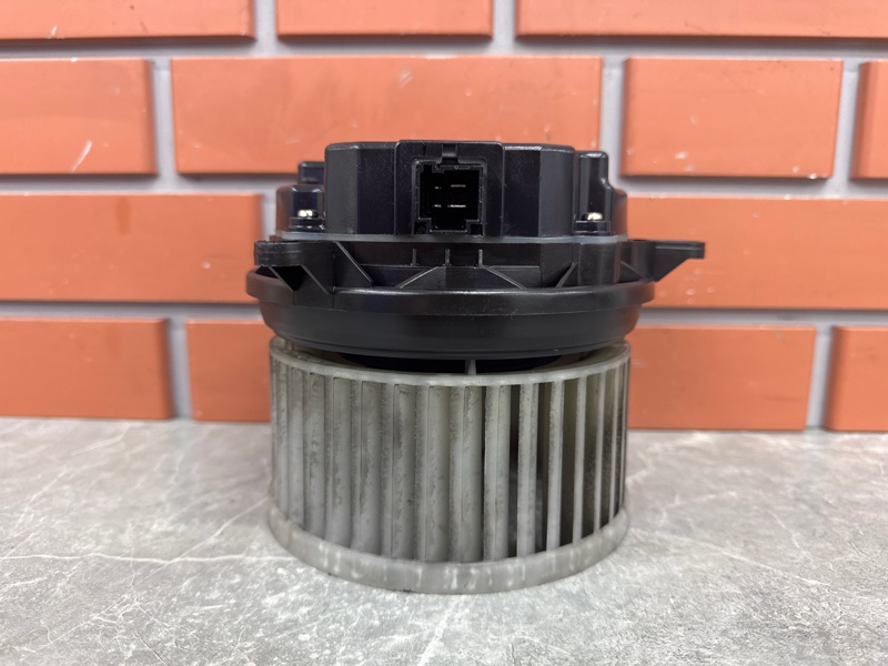 Вентилятор печки Actros 2021 MP4 12.8 OM471.922