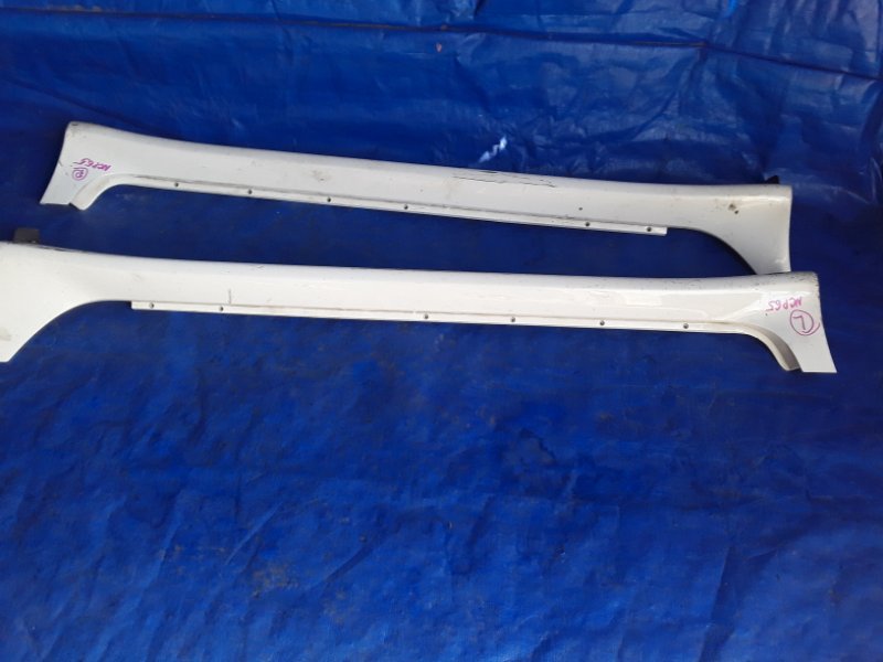 Порог Toyota Ist NCP61 (б/у) Порог Toyota Ist NCP61 (б/у)