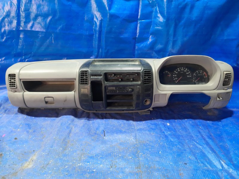 Торпедо Toyota Dyna LY280 (б/у) Торпедо Toyota Dyna LY280 (б/у)