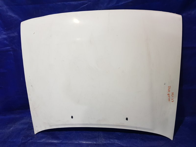 Капот Toyota Carina CT176 (б/у) Капот Toyota Carina CT176 (б/у)