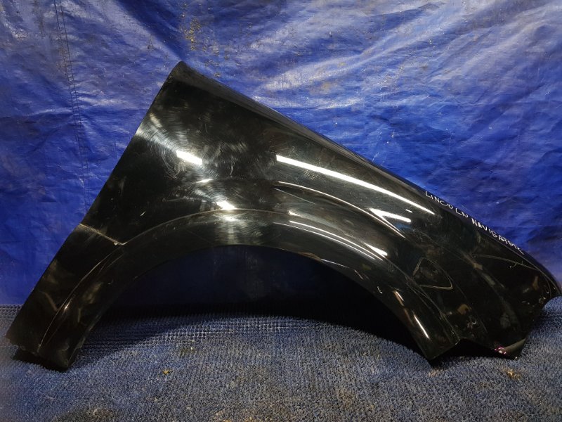 Крыло переднее правое LINCOLN NAVIGATOR U228 контрактная