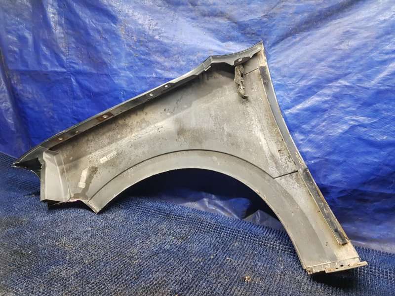 Крыло переднее правое NAVIGATOR U228