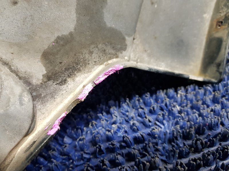 Крыло переднее правое NAVIGATOR U228