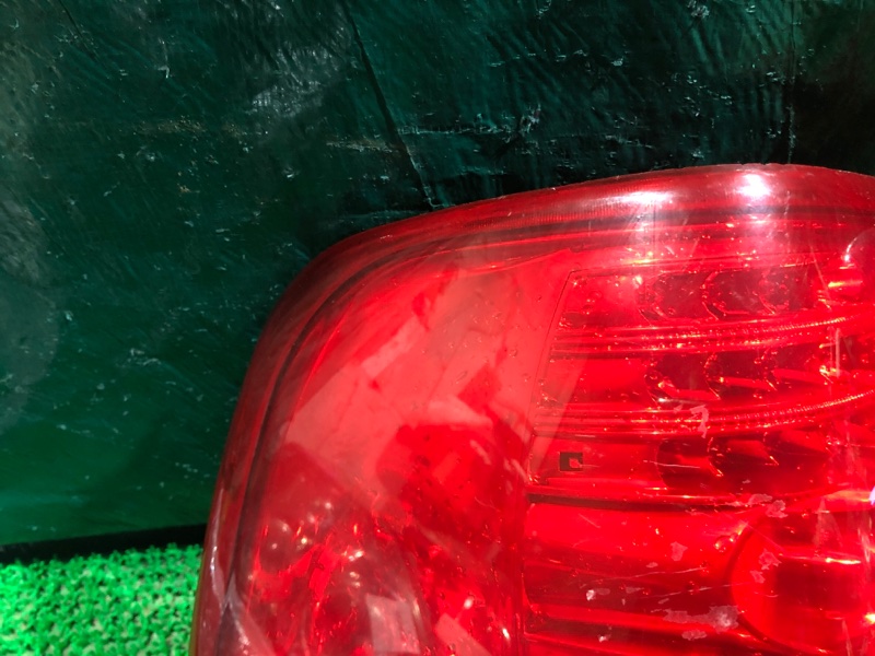 Стоп-сигнал задний LINCOLN NAVIGATOR U228