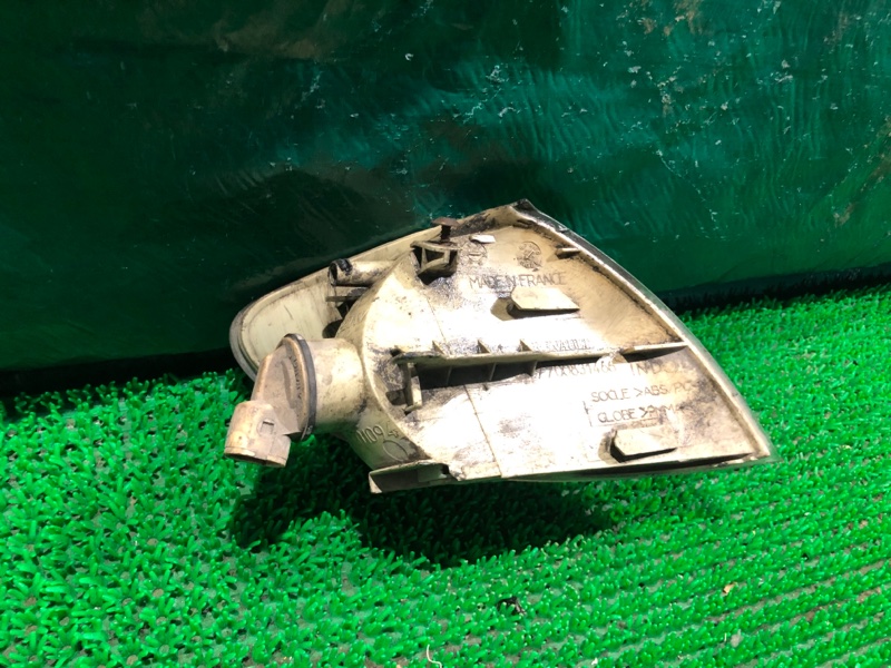 Габарит передний левый RENAULT SCENIC JA04