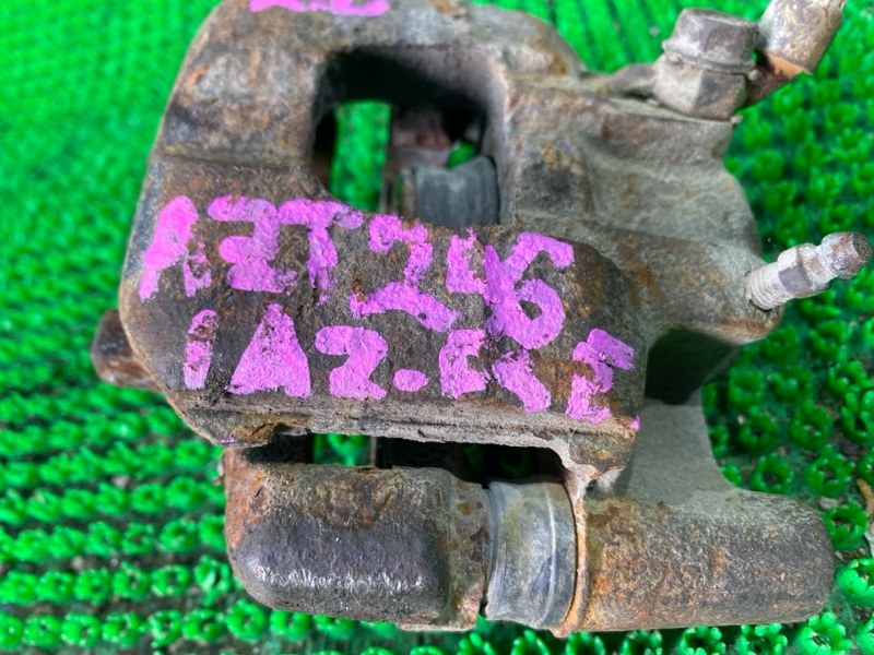Суппорт задний правый CALDINA AZT246 1AZFSE