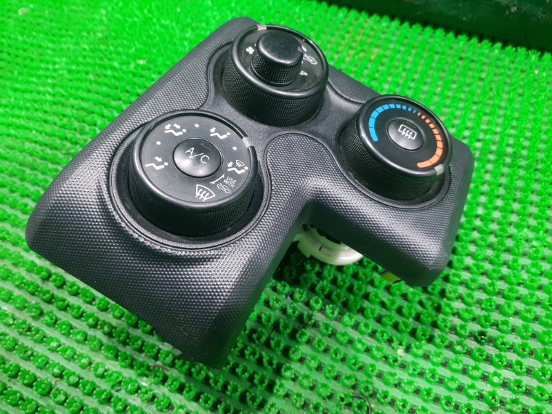 Блок управления климат-контролем PROBOX NCP165 1NZFE