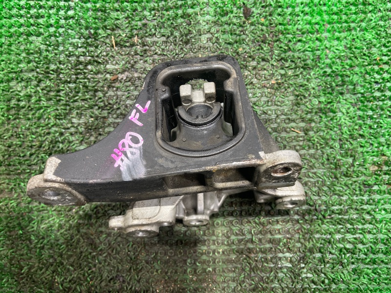 Подушка двигателя левая STREAM RN7 R18A