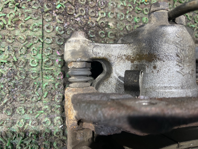 Суппорт задний левый STREAM RN7 R18A