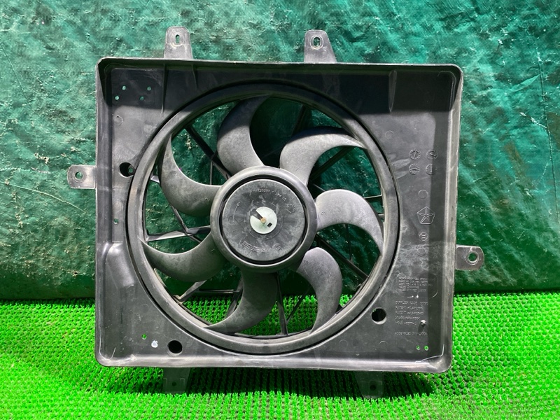 Диффузор радиатора PT CRUISER PT