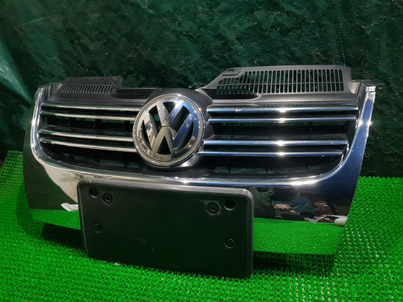 Решетка радиатора GOLF 1K5