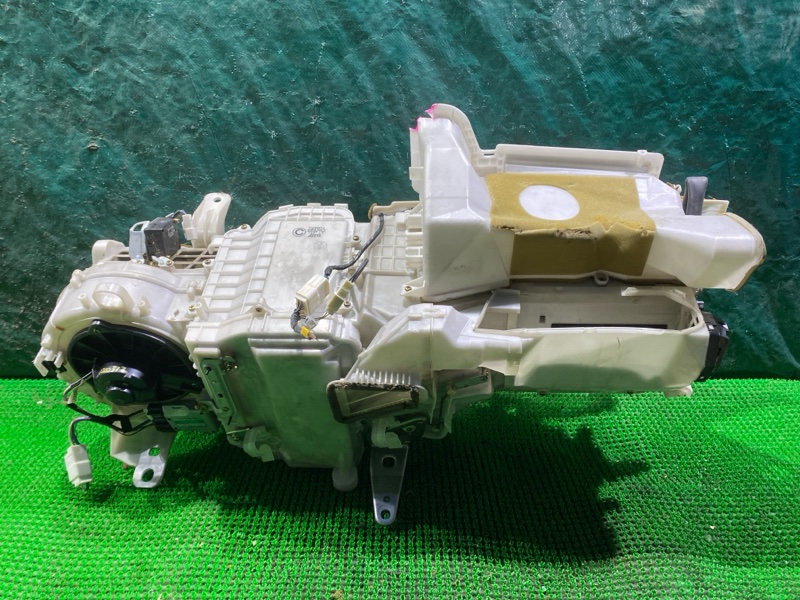 Печка салона TOYOTA MARK II 1998.02 JZX105 1JZGE 87010-22210 контрактная