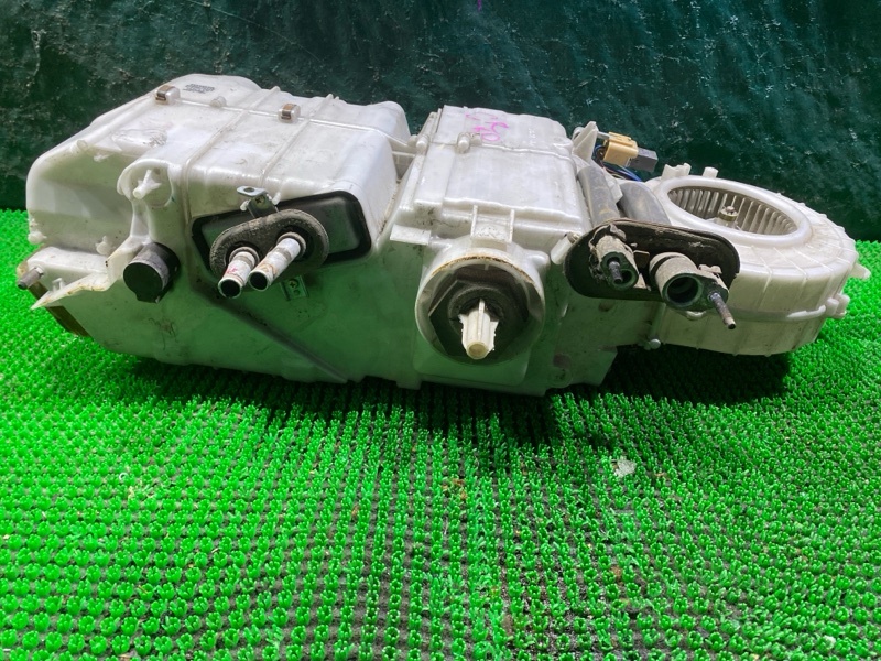 Печка салона задняя LITE ACE  NOAH CR50 3CT