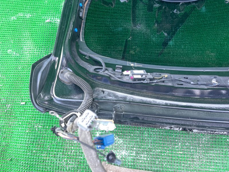 Дверь 5-я задняя V40 MZ63 B5204T9