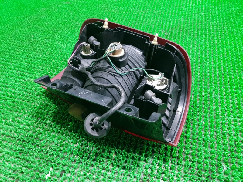 Стоп-сигнал задний правый TERRANO R50