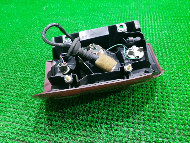 Стоп-сигнал задний левый TERRANO R50