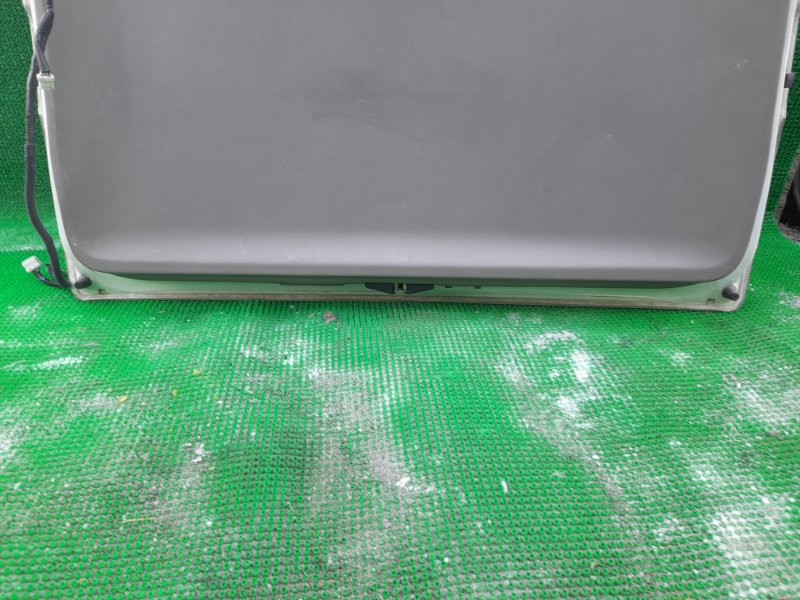 Дверь 5-я ELGRAND 2001.10 ATWE50 ZD30DDTI