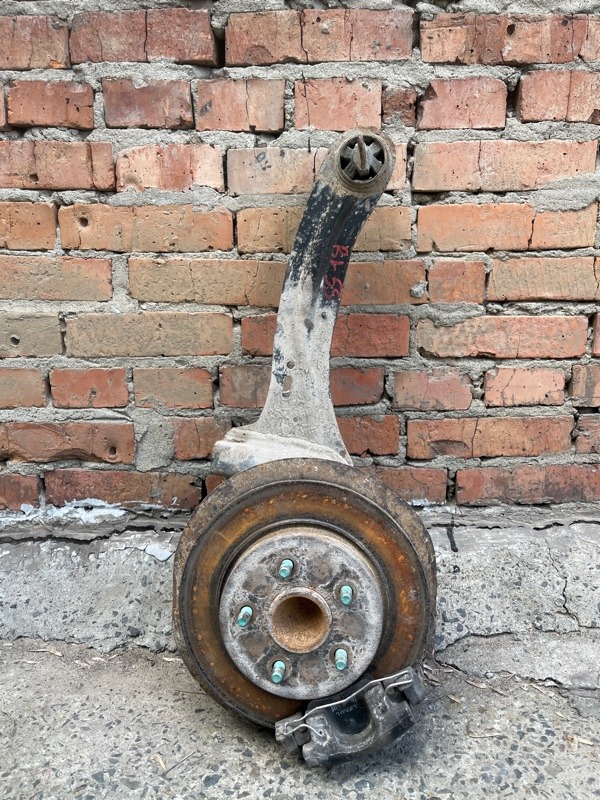 Цапфа Ford C-Max C214 QQDA 2004 задняя левая (б/у)