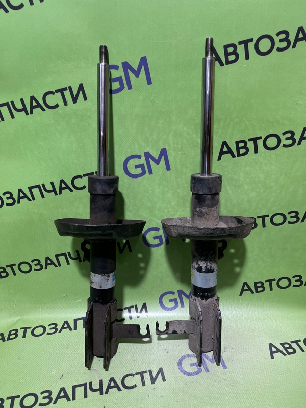 Амортизатор Chevrolet Cruze передний (б/у)