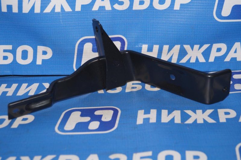 Кронштейн Suzuki (б/у) Кронштейн Suzuki (б/у)
