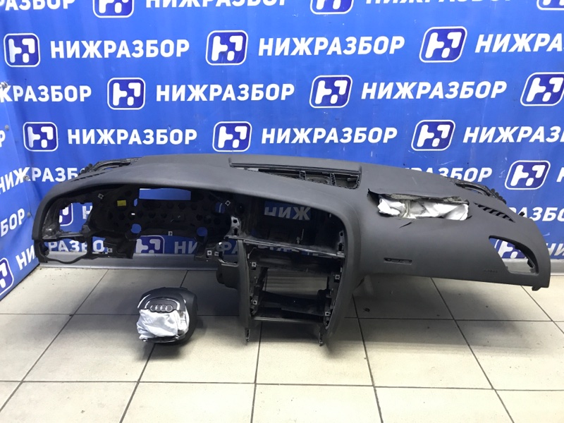 Торпедо Audi A5 8T (б/у) Торпедо Audi A5 8T (б/у)