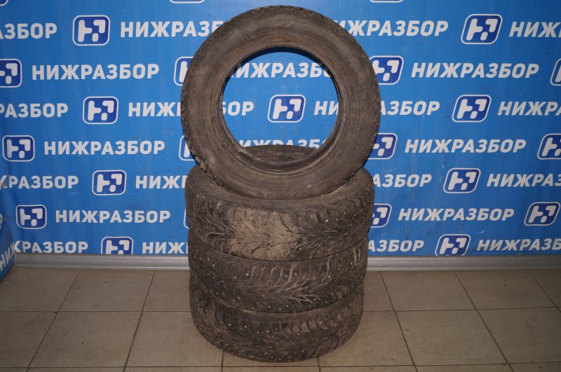 Шины зимние к-кт (б/у) Шины зимние к-кт (б/у)