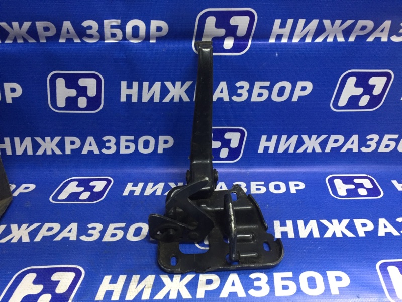 Замок капота Audi A4 (б/у) Замок капота Audi A4 (б/у)