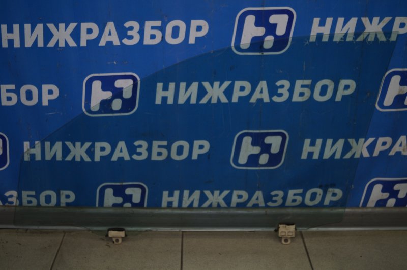 Стекло двери переднее правое F3 2006-2013