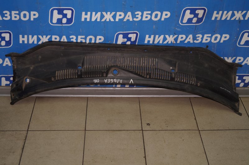 Жабо Fiat Albea 2002 (б/у) Жабо Fiat Albea 2002 (б/у)
