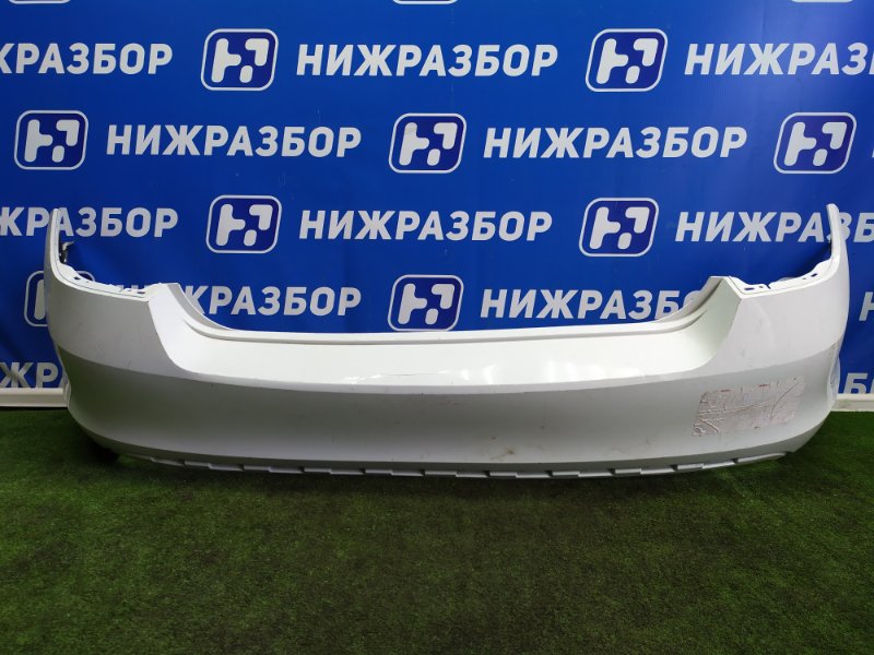 Бампер Skoda Rapid задний (б/у) Бампер Skoda Rapid задний (б/у)