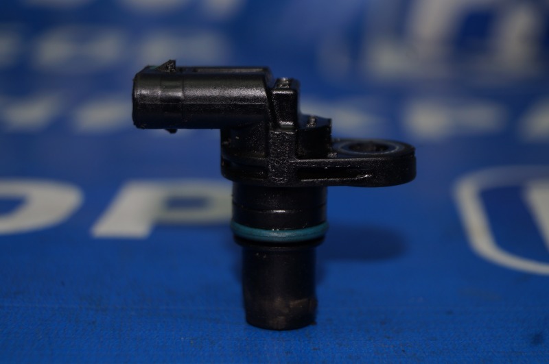 Датчик положения распредвала Audi A6 2005-2011 C6 2.8 CHV 07L905163C Б/У