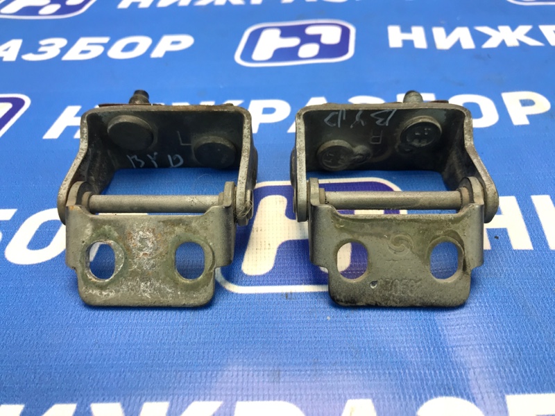 Петля двери багажника BYD F3R 2008 1.5 DA4G15 Б/У