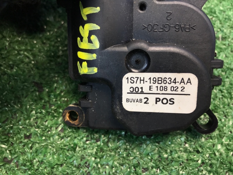 Моторчик заслонки печки Fiesta MK5 1.4 FXJB