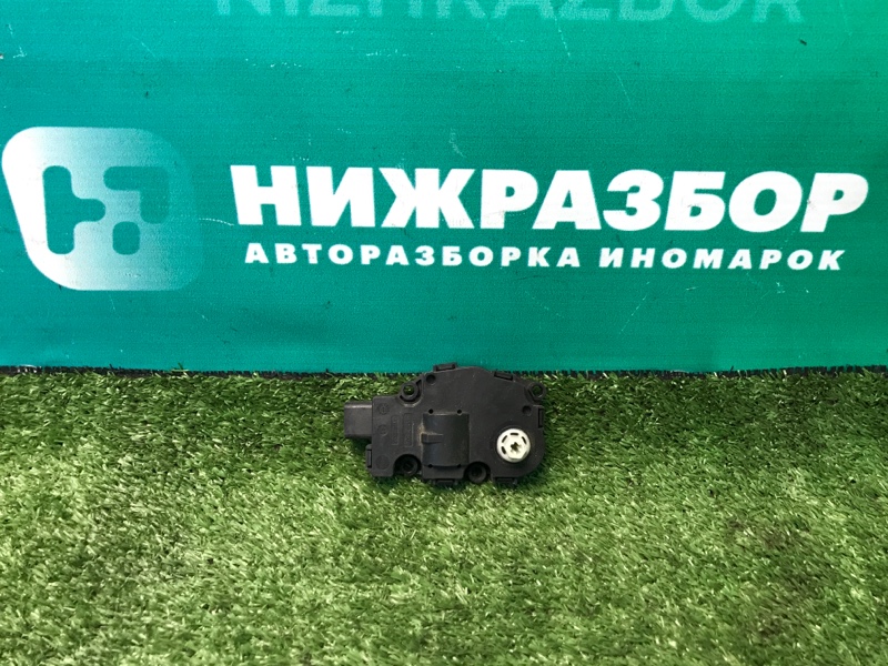 Моторчик заслонки печки Volkswagen Touareg 2012 NF 3.6 CMTA 16450178 Б/У