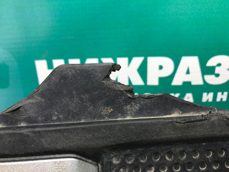 Накладка двигателя декоративная Fuga 2009-2015 Y51 3.7 VQ37