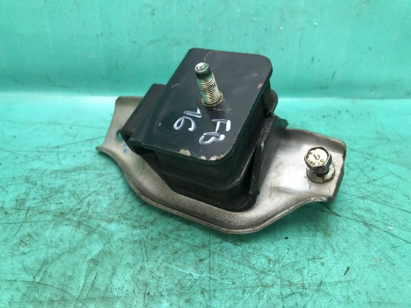 Опора двигателя левая Subaru XV 2011-2017 GP 1.6 FB16 41022FA000 Б/У