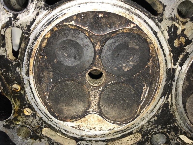 Головка блока цилиндров (ГБЦ) правая LS 430 2000-2006 XF30 4.3 3UZ-FE