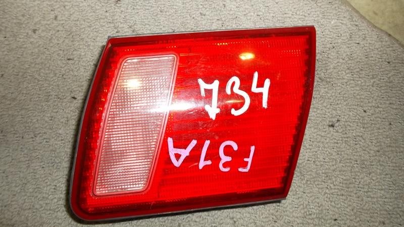 Стоп-сигнал Mitsubishi Diamante F31A правый