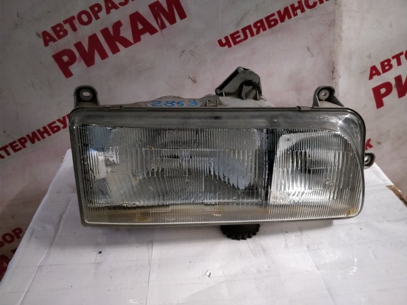 Фара Hino Profia правая Фара Hino Profia правая