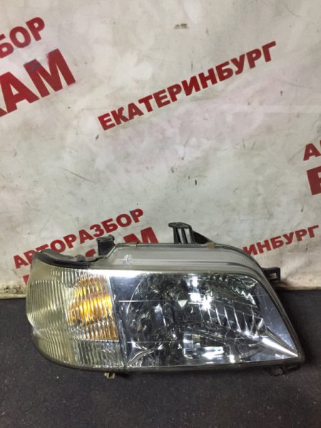 Фара Nissan Cube AZ10 правая Фара Nissan Cube AZ10 правая