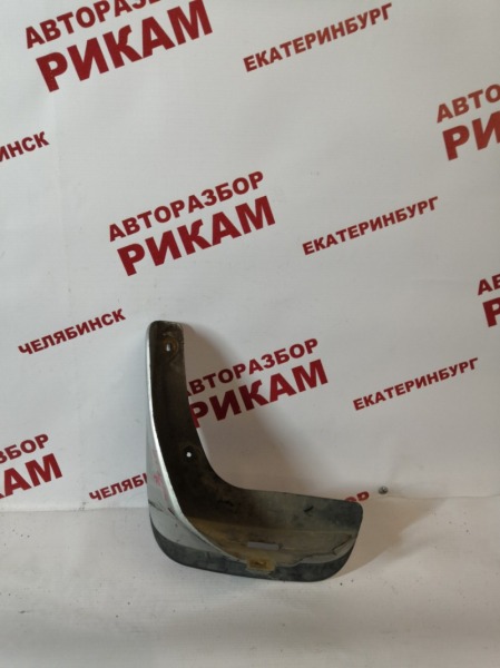 Брызговик задний левый NISSAN BLUEBIRD EU14 788138E000 контрактная
