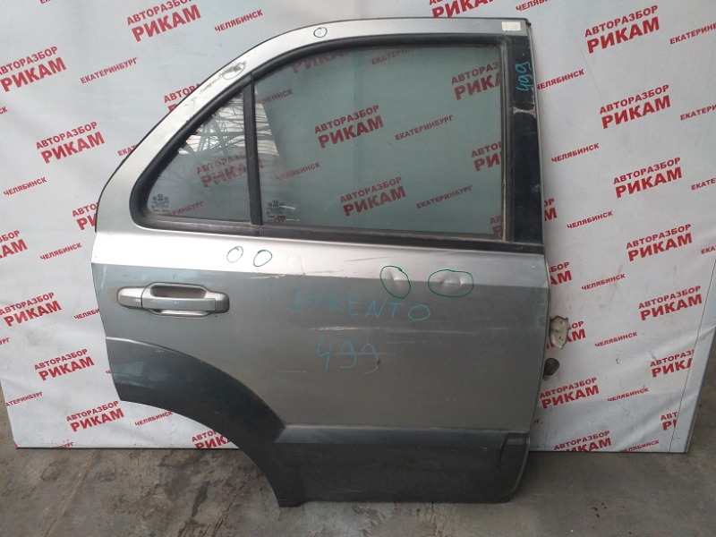 Дверь Kia Sorento задняя правая Дверь Kia Sorento задняя правая