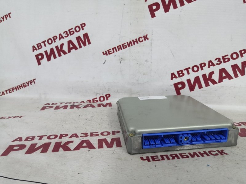 Блок управления Nissan Liberty PM12 SR20DE