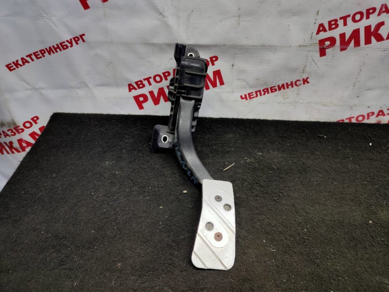 Педаль газа Mazda Atenza GG Педаль газа Mazda Atenza GG
