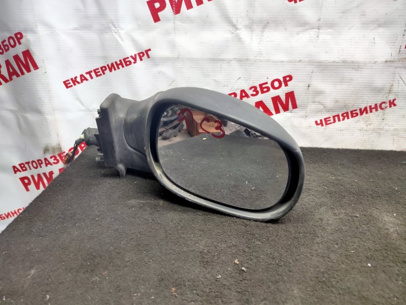 Зеркало Citroen C3 правое Зеркало Citroen C3 правое