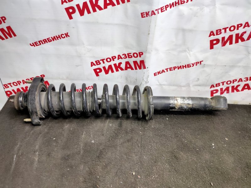 Стойка Volvo V40 96 задняя Стойка Volvo V40 96 задняя