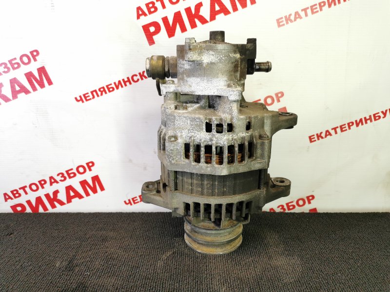 Генератор Isuzu 4HL1 Генератор Isuzu 4HL1