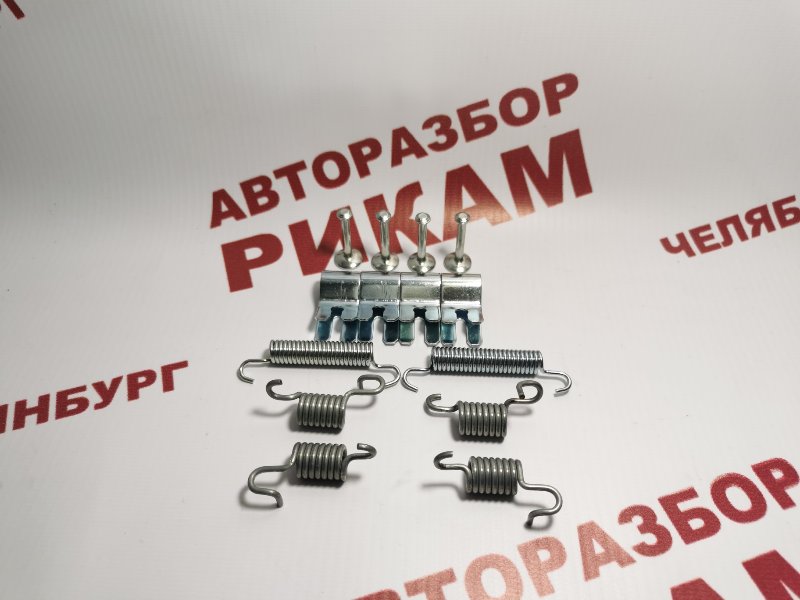 Ремкомплект колодок Toyota Ремкомплект колодок Toyota