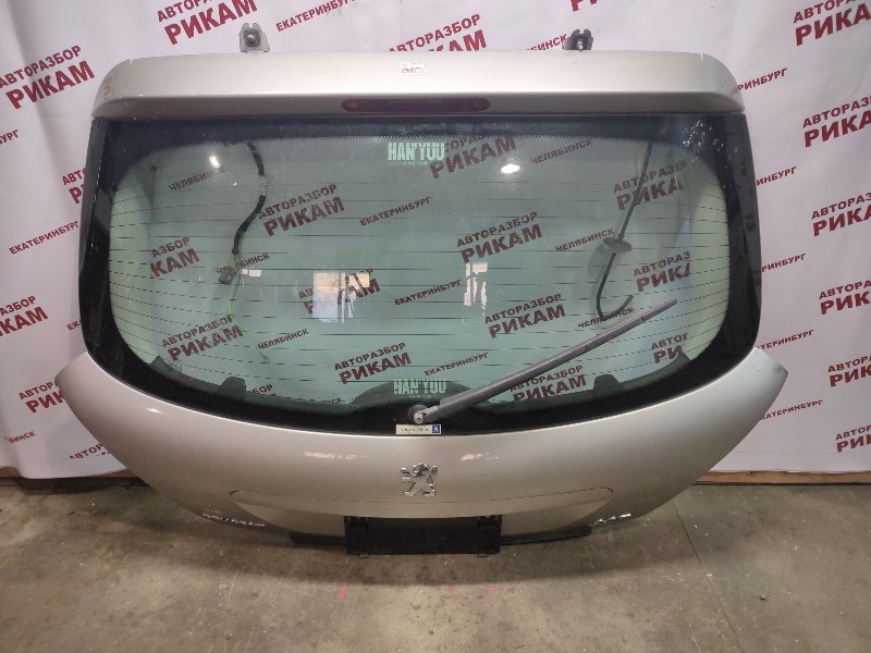 Дверь багажника Peugeot 207 Дверь багажника Peugeot 207