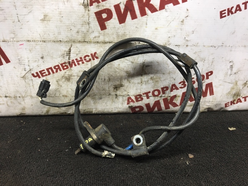 Датчик abs Mitsubishi Canter FE83DHY 4M50 задний правый